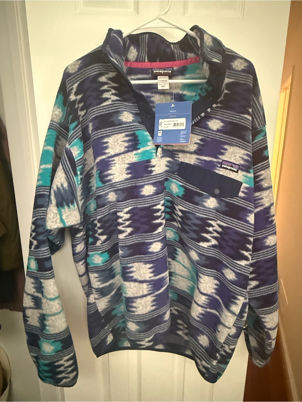 Patagonia Men’s Blue Teal Multi-Pattern Crewneck Fleece Pullover